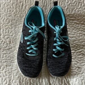 Skechers Women's Black and Teal Sneakers